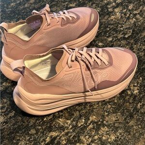 Clove Alto Nursing shoes